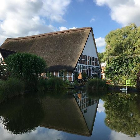 Taubenhof - Gut Cadenberge Hotell Eksteriør bilde