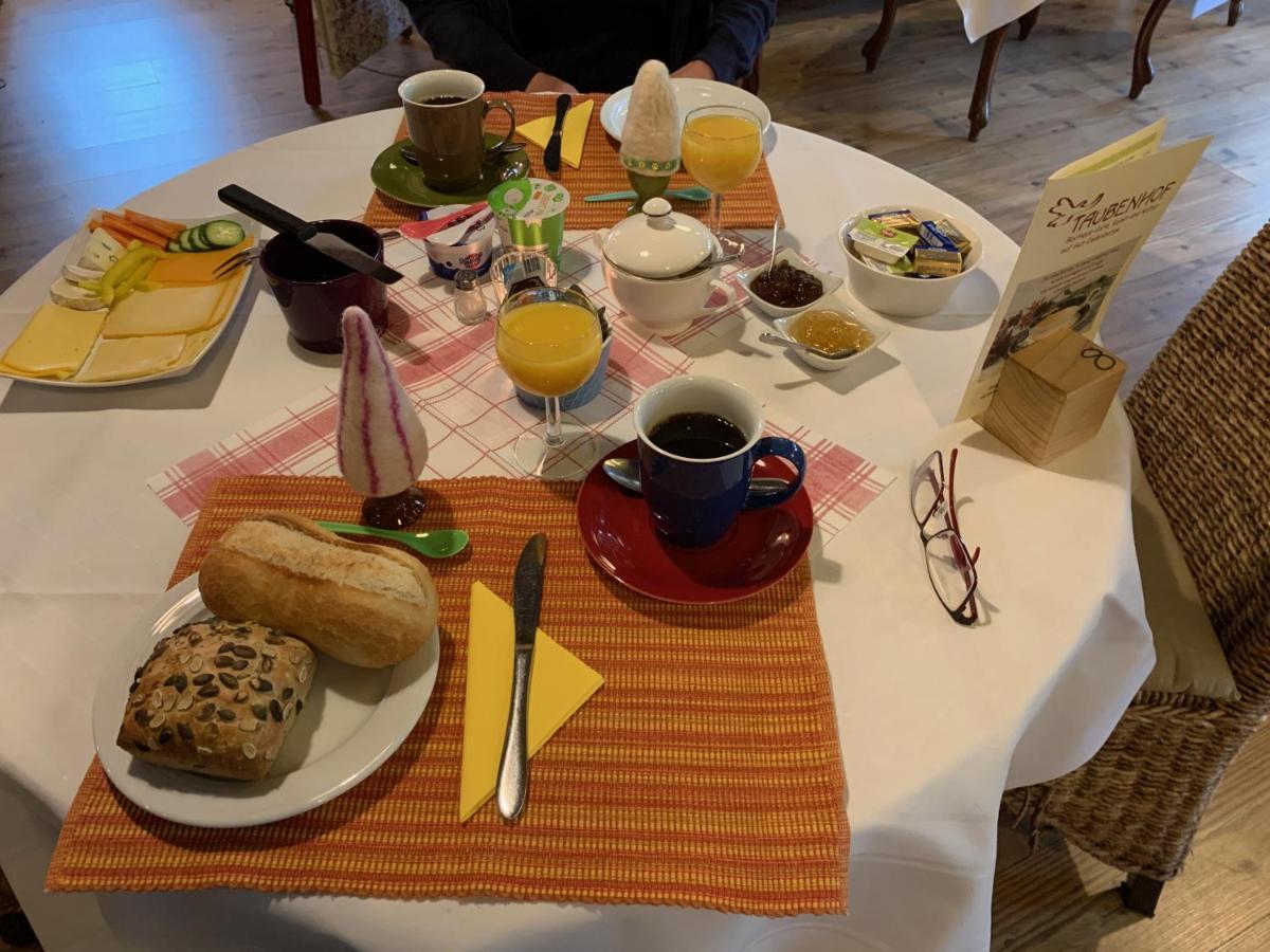 Taubenhof - Gut Cadenberge Hotell Eksteriør bilde