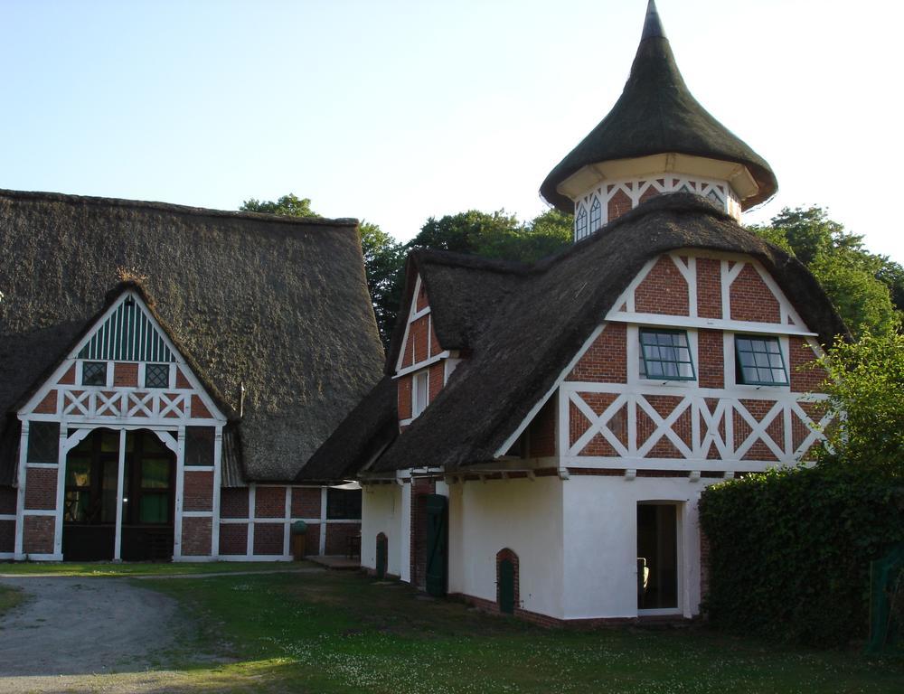 Taubenhof - Gut Cadenberge Hotell Eksteriør bilde