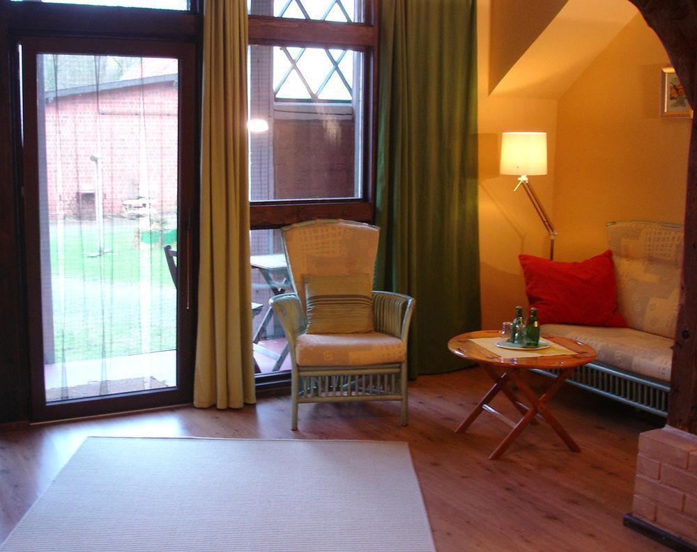 Taubenhof - Gut Cadenberge Hotell Eksteriør bilde
